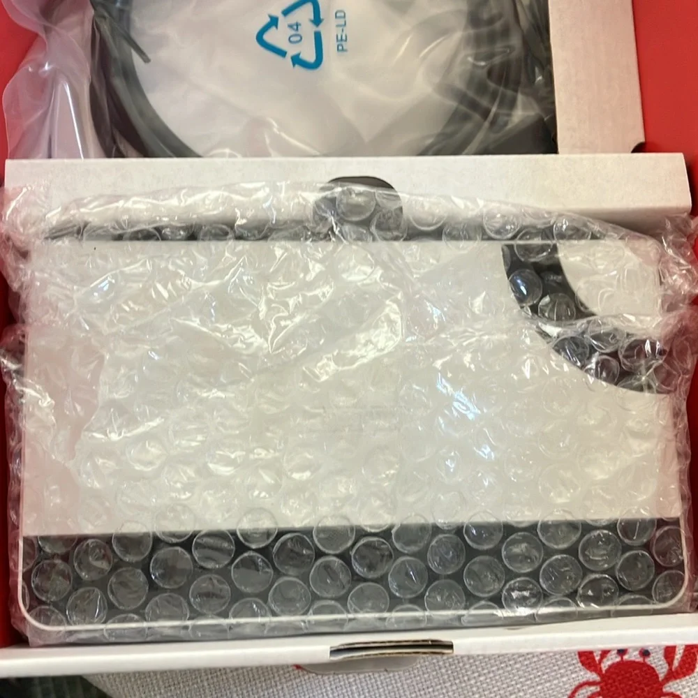 Nintendo Switch OLED Console - white with 2 additional controllers Preowned